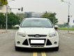 Ford Focus 2014 - Cần bán xe màu trắng