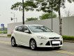 Ford Focus 2014 - Cần bán xe màu trắng