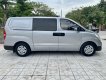 Hyundai Starex 2016 - Van 6 chỗ máy dầu số sàn sản xuất 2016 màu ghi bạc