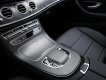 Mercedes-Benz E300 2022 - xe mới