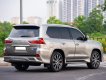 Lexus LX 570 2017 - Màu bạc, 7 chỗ, xe đẹp xuất sắc