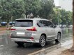 Lexus LX 570 2017 - Màu bạc, 7 chỗ, giá tốt