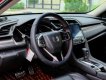 Honda Civic 2019 - Màu đỏ, nội thất đen