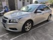 Chevrolet Cruze 2011 - Em bán thu hồi vốn Chevrolet Cruze SX 2011 xe đẹp