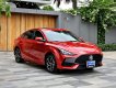 MG 2022 - Màu đỏ, nội thất đen