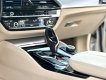 BMW 520i 2018 - Màu trắng nội thất kem