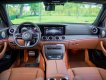 Mercedes-Benz E300 2023 - Màu đen, nội thất nâu