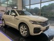 Volkswagen Touareg 2023 - màu trắng sang trọng, đẹp mắt, đầy option cho khách hàng đẳng cấp, giảm ngay 225tr cho khách mua xe tháng này