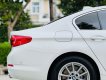 BMW 520i 2019 - Bán bmw 520i trắng kem model 2019 siêu lướt