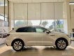 Volkswagen Touareg luxury 2023 - màu trắng sang trọng, đẹp mắt, xe nhập khẩu nguyên chiếc, tặng voucher phụ kiện 200 triệu ++ 0% lãi suất