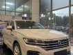 Volkswagen Touareg luxury 2023 - màu trắng sang trọng, đẹp mắt, xe nhập khẩu nguyên chiếc, tặng voucher phụ kiện 200 triệu ++ 0% lãi suất