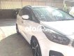 Kia Rondo Xe   2017.mau trang 7 chỗ.xe gia đình chạy 2017 - Xe Kia RonDo 2017.mau trang 7 chỗ.xe gia đình chạy