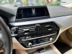 BMW 520i 2019 - Màu trắng, Siêu lướt