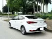 Hyundai Elantra 1.6 AT 2021 - Cần bán xe Hyundai Elantra 1.6 AT sản xuất 2021, màu trắng, xe gia đình chạy ít