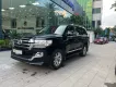 Toyota Land Cruiser LC200 2016 - Bán Toyota Land Cruiser LC200 ( VX 4.6V8 ) Màu đen nội thất kem. Năm sản xuất 2016 xe đăng ký cá nhân sử dụng