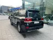 Toyota Land Cruiser LC200 2016 - Bán Toyota Land Cruiser LC200 ( VX 4.6V8 ) Màu đen nội thất kem. Năm sản xuất 2016 xe đăng ký cá nhân sử dụng