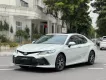 Toyota Camry 2022 - Đẹp xuất sắc Camry 2.5Q/SX 2022, đăng ký 2023, 1 chủ sd, xuất hóa đơn 500 triệu.