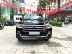 Toyota Land Cruiser VX 2020 - 𝐓𝐨𝐲𝐨𝐭𝐚 𝐋𝐚𝐧𝐝 𝐂𝐫𝐮𝐢𝐬𝐞𝐫 𝐋𝐂𝟐𝟎𝟎 𝐒𝐚̉𝐧 𝐗𝐮𝐚̂́𝐭 𝟐𝟎𝟐𝟎 một chủ Cty có VAT