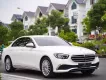 Mercedes-Benz E200 Exclusive 2022 - Bán Mercedes Exclusive sản xuất 2022, màu trắng/nội thất nâu siêu lướt giá tốt
