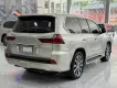 Lexus LX 570 2016 - Bán Lexus LX570 sản xuất 2016, màu vàng cát cực đẹp.
