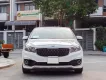 Kia Sedona 2016 - Sedona sản xuất 2016, màu trắng sang trọng đang tìm chủ nhân mới.