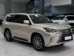 Lexus LX 570 2018 - Bán Lexus LX570 màu vàng cát, sản xuất 2018. Xe siêu mới.