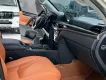 Lexus LX 570 2018 - Bán Lexus LX570 màu vàng cát, sản xuất 2018. Xe siêu mới.
