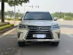 Lexus LX 570 2018 - Bán xe  Lexus LX 570 sản xuất  2018, màu vàng cát xe đẹp xuất sắc 