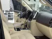 Toyota Land Cruiser 4.6 V8 2016 - Bán Land Cruiser 4.6 V8 sản xuất 2016. Xe cực đẹp.
