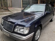Mercedes-Benz E class E230 1990 - Cần bán lại xe Mercedes E230 năm 1990, màu đen giá 70 triệu tại Thanh Hóa