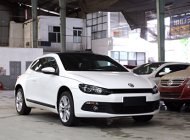 Volkswagen Scirocco 2013 - Cần bán xe Volkswagen Scirocco đời 2013, màu trắng, nhập khẩu giá 1 tỷ 160 tr tại Cần Thơ