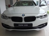 BMW 3 Series 330i 2017 - Bán BMW 3 Series 330i đời 2017, màu trắng, xe nhập giá 1 tỷ 798 tr tại Quảng Bình