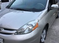 Toyota Sienna 2005 - Cần bán lại xe Toyota Sienna đời 2005, màu xám, nhập khẩu nguyên chiếc xe gia đình giá 640 triệu tại Khánh Hòa