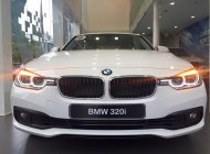 BMW 3 Series 320i 2017 - BMW 3 Series 320i 2017, màu trắng. BMW Đà Nẵng bán xe BMW 320i nhập khẩu chính hãng, giá rẻ nhất tại Quảng Trị giá 1 tỷ 468 tr tại Quảng Trị