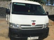 Toyota Hiace MT 2005 - Bán ô tô Toyota Hiace MT đời 2005, màu trắng   giá 280 triệu tại Đắk Lắk