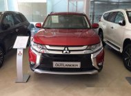 Mitsubishi Outlander 2017 - Cần bán xe Mitsubishi Outlander đời 2017, màu đỏ, 975 triệu giá 975 triệu tại Gia Lai