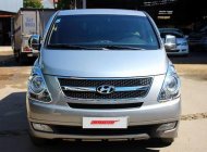 Hyundai Starex 2.5MT 2014 - Bán xe Hyundai Starex 2.5MT đời 2014, màu bạc giá 822 triệu tại Bình Phước