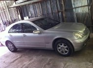 Mercedes-Benz E class 2003 - Bán xe Mercedes sản xuất 2003, xe còn sử dụng rất tốt giá 310 triệu tại Đồng Tháp