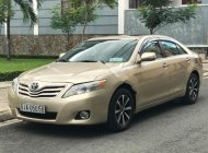 Toyota Camry LE 2.5 2010 - Bán Toyota Camry LE 2.5AT đời 2010, màu vàng, nhập khẩu nguyên chiếc chính chủ giá 920 triệu tại Tp.HCM