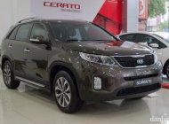 Kia Sorento GAT 2017 - Cần bán Kia Sorento GAT đời 2017, màu nâu giá 818 triệu tại TT - Huế