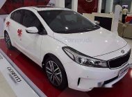 Kia Cerato 1.6L AT 2016 - Bán ô tô Kia Cerato 1.6L AT đời 2016, màu trắng giá 639 triệu tại Quảng Trị