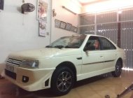 Peugeot 405 1993 - Bán xe Peugeot 405 1993, màu trắng, nhập khẩu xe gia đình giá 69 triệu tại Bình Định