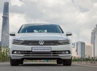 Volkswagen Passat Bluemotion  2017 - Volkswagen Passat GP đời 2017, nhập khẩu nguyên chiếc. LH VW Đà Nẵng 0868656456 giá 1 tỷ 450 tr tại Đà Nẵng