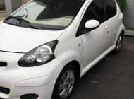 Toyota Aygo 2012 - Cần bán gấp Toyota Aygo sản xuất năm 2012, màu trắng, nhập khẩu số tự động, 335tr giá 335 triệu tại Tp.HCM