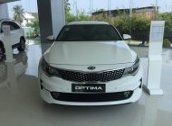 Kia Optima AT 2018 - Cần bán xe Kia Optima AT đời 2018, màu trắng, giá tốt giá 789 triệu tại Bến Tre