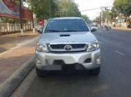 Toyota Hilux 2011 - Bán Toyota Hilux đời 2011, màu bạc, giá 438tr giá 438 triệu tại Tây Ninh