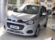 Chevrolet Spark 2018 - Cần bán xe Chevrolet Spark đời 2018, màu bạc giá 359 triệu tại Cà Mau