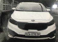 Kia Sedona 2.2 2016 - Cần bán xe Kia Sedona 2.2 sản xuất năm 2016, màu trắng giá 1 tỷ 100 tr tại Quảng Nam