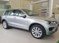 Volkswagen Touareg GP 2016 - Bán Volkswagen Touareg GP, màu xám (ghi), nhập khẩu, giá cực tốt. LH: 0901933522 Vy giá 2 tỷ 499 tr tại Đắk Lắk