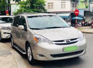 Toyota Sienna Limited  2014 - Cần bán lại xe Toyota Sienna Limited đời 2014, màu bạc, xe nhập xe gia đình, giá chỉ 660 triệu giá 660 triệu tại Đà Nẵng